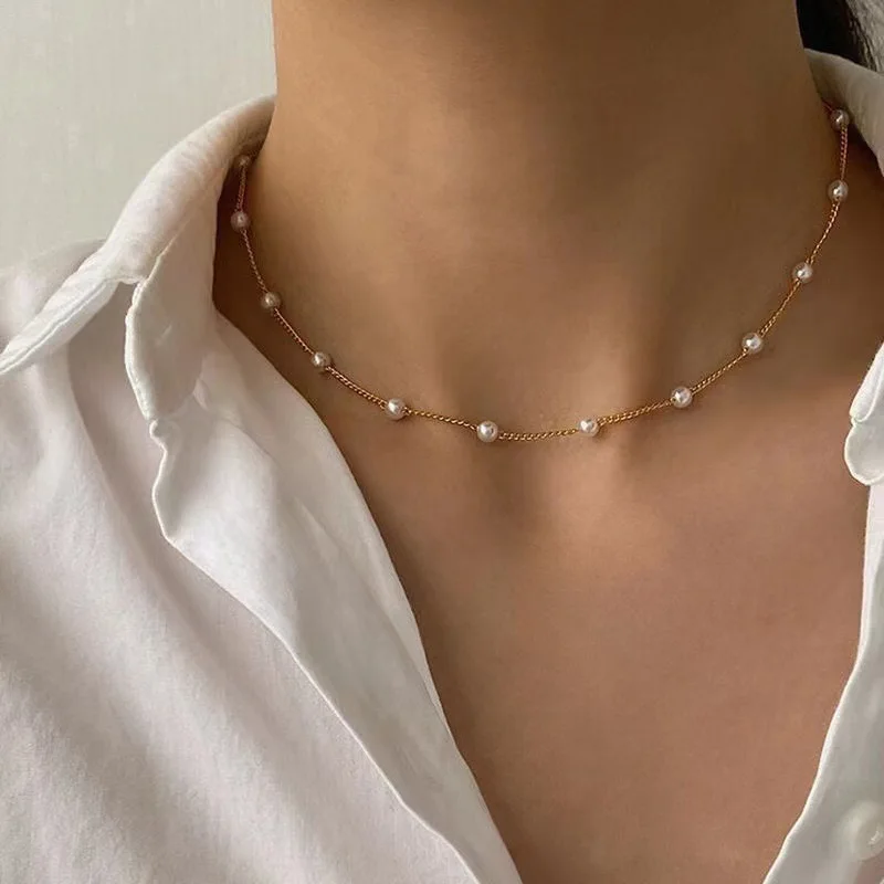 Collier pendentif lune papillon acier inoxydable élégant_voghion.com