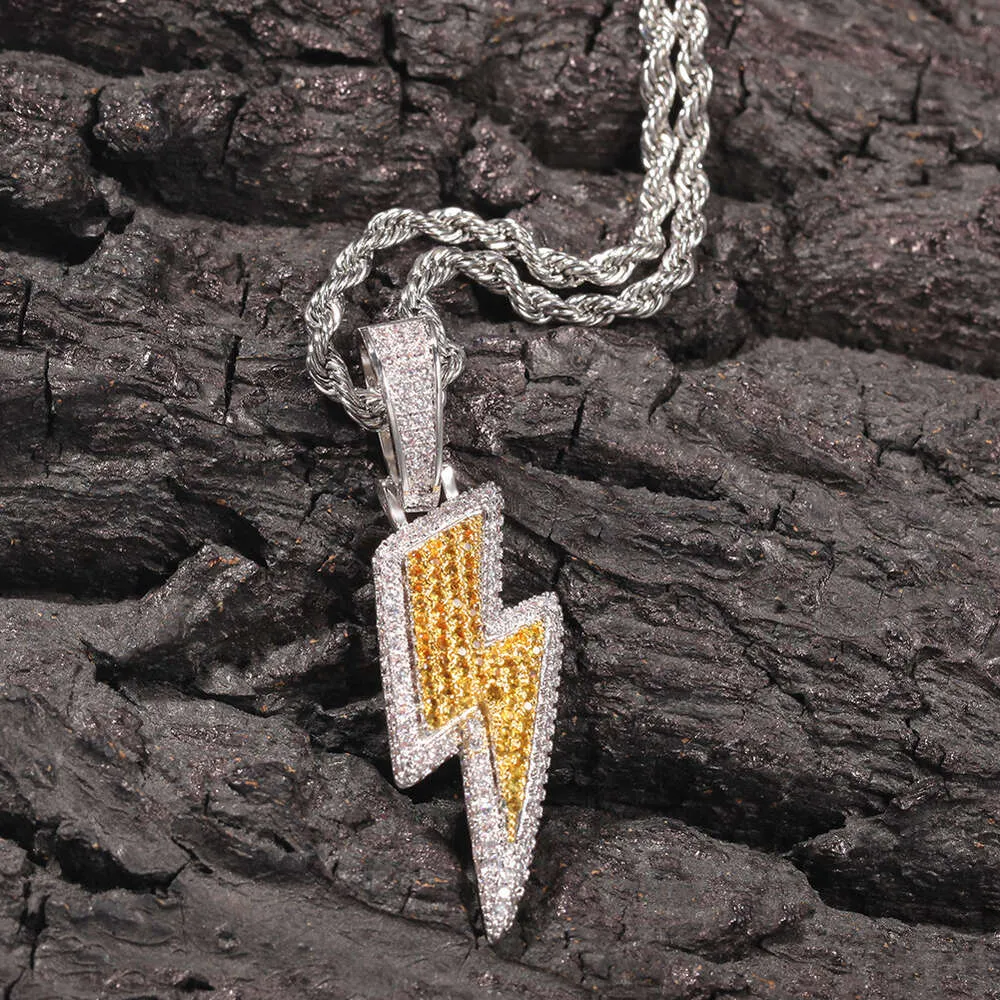 Collana con pendente fulmine moissanite oro argento sterling_voghion.com