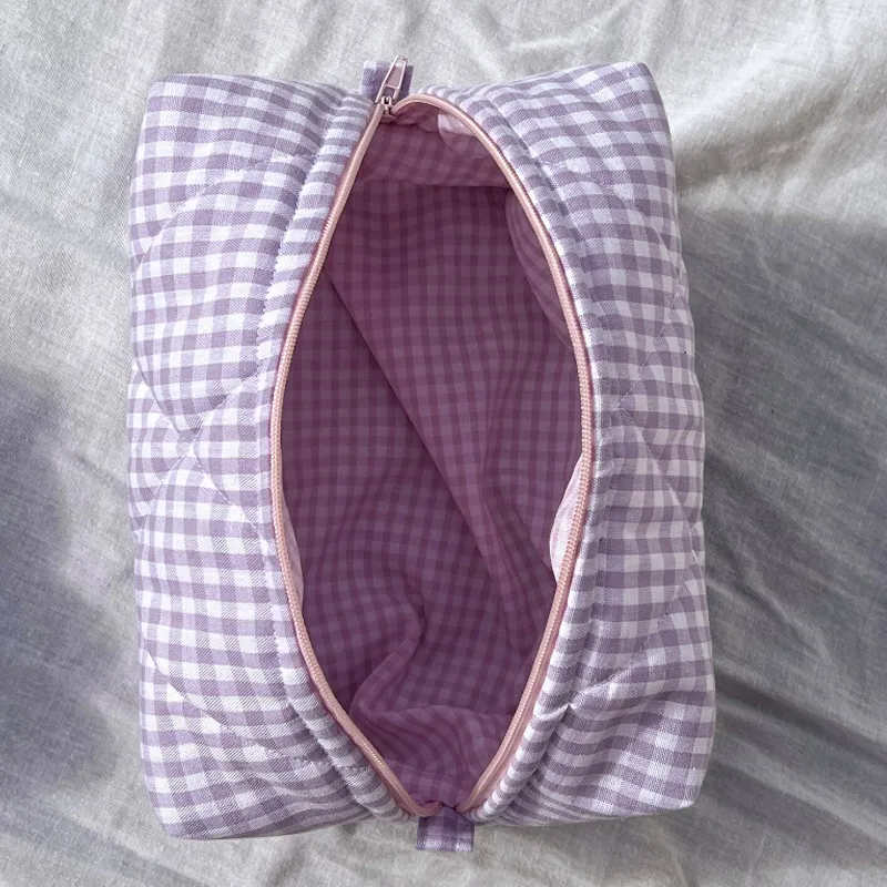 Fasion Ceckered Makeup Large Capacity Portable Travel Cosmetic Storage Organizer Cotton Quilted Was Bag Skincare_voghion.com