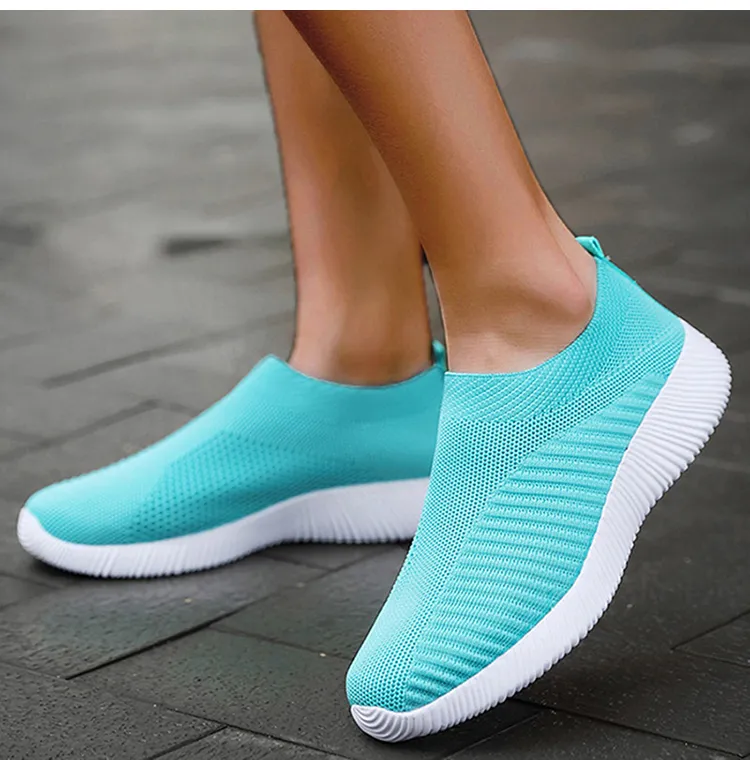 2024 Nuove scarpe da ginnastica morbide comode casual alla moda Slip On Sock per le donne Scarpe basse da donna_voghion.com