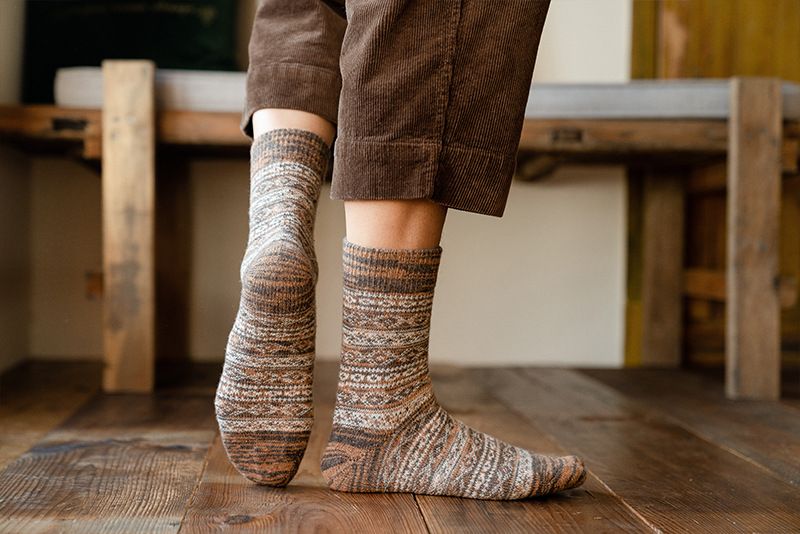 Calzini da uomo in lana spessa e calda, stile retrò, lunghi e invernali, in cotone, a metà tubo_voghion.com