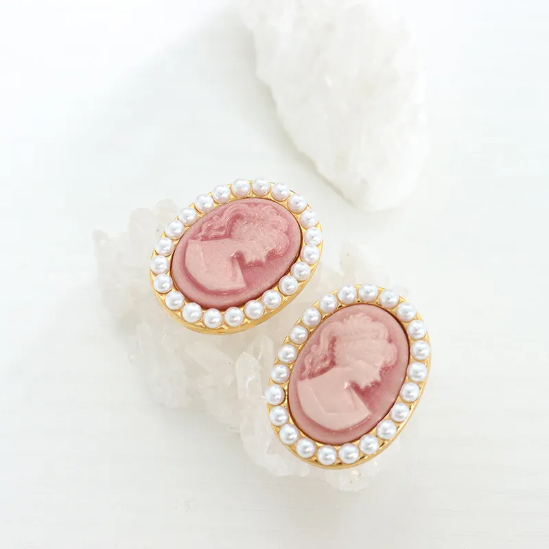 Orecchini perla vintage stile francese placcati oro per donna_voghion.com