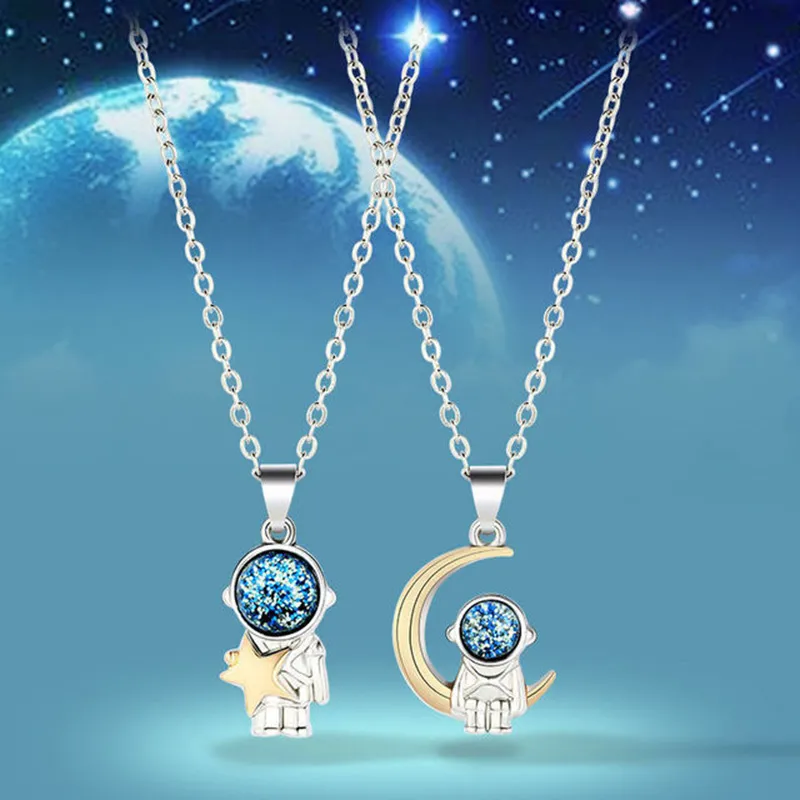 Anhänger Halsketten Paar Paar Halskette Astronaut Mondform Schmuck Geschenk für Liebhaber Gut aussehender LoverPendant_voghion.com