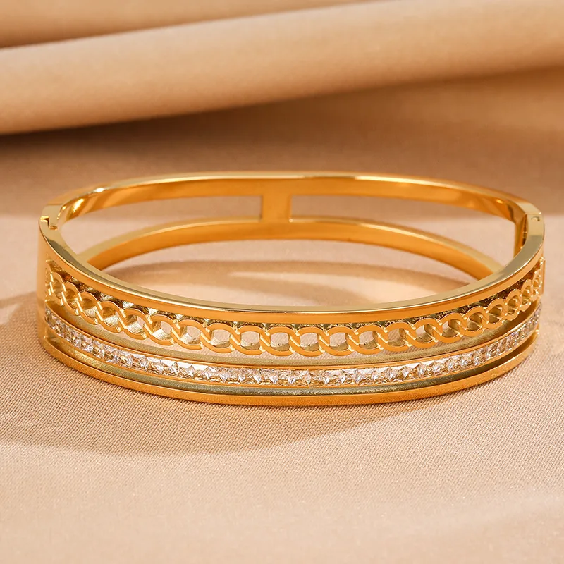 Stainless Steel Bangle Bracelet With Cubic Zirconia For Women_voghion.com