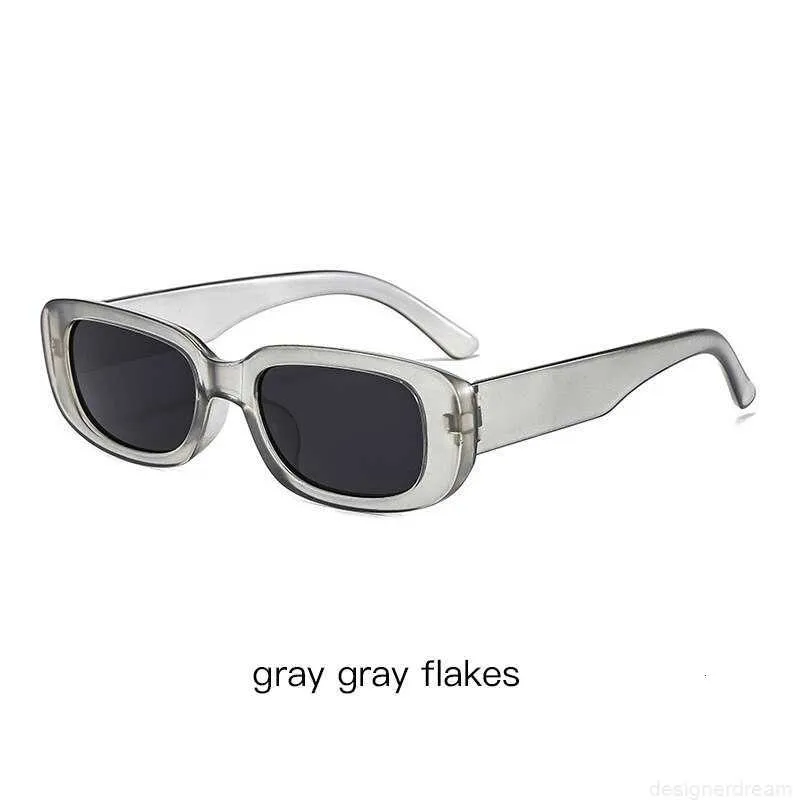 Designer Fashion Small Frame Retro Trend Street Shooting Rectangular Sunglasses 89OO_voghion.com
