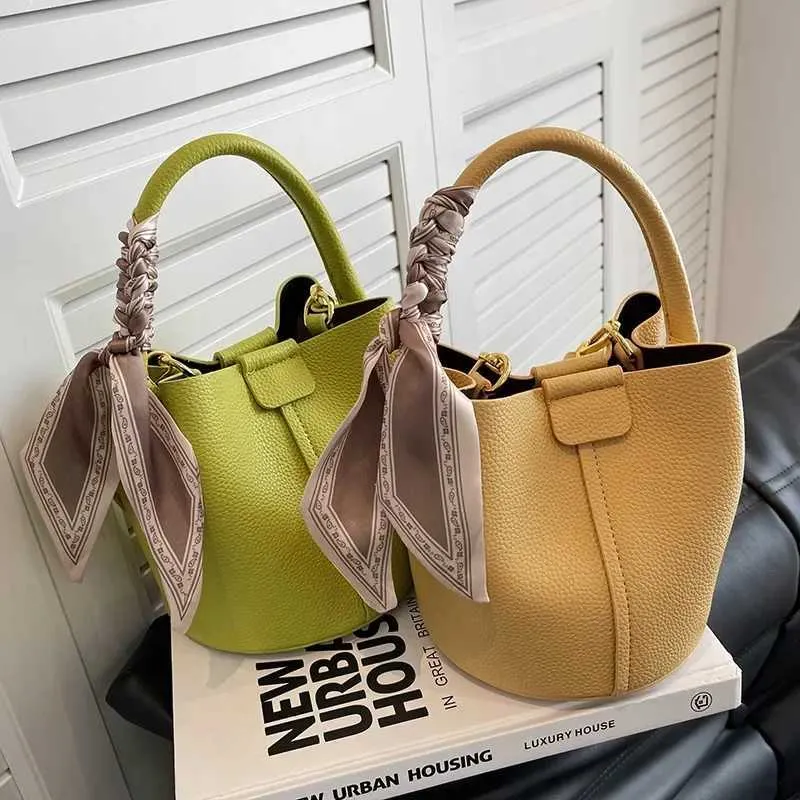 Axelremsväska för moderiktig handhållen hinkväska för kvinnor, designerväskor, handväskor och väskor, bolsos de mujerC241212_voghion.com