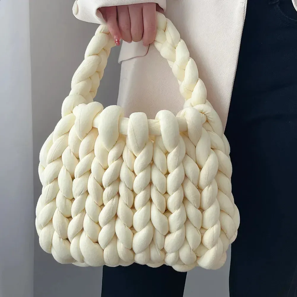 Bolso de mano tejido a mano para mujer, tejido a mano, con hilo islandés grueso, para hombro, para compras, 240912_voghion.com