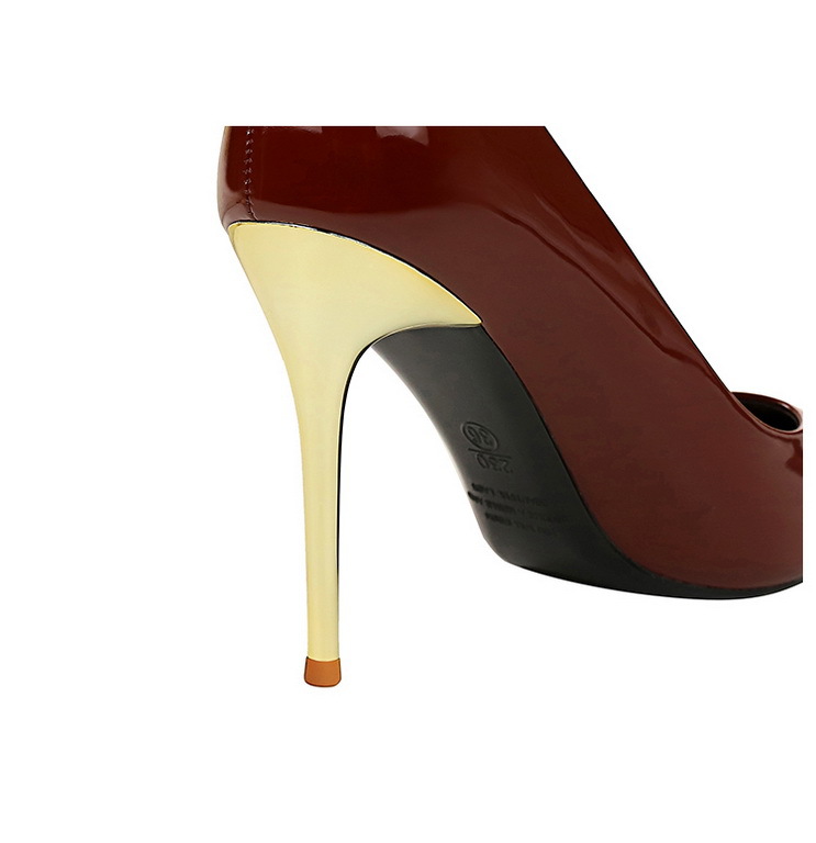 Sandalias de tacón de charol de moda, simples, de metal, súper tacón, boca baja, punta puntiaguda, brillantes, de charol, tacones altos, zapatos individuales para mujer_voghion.com