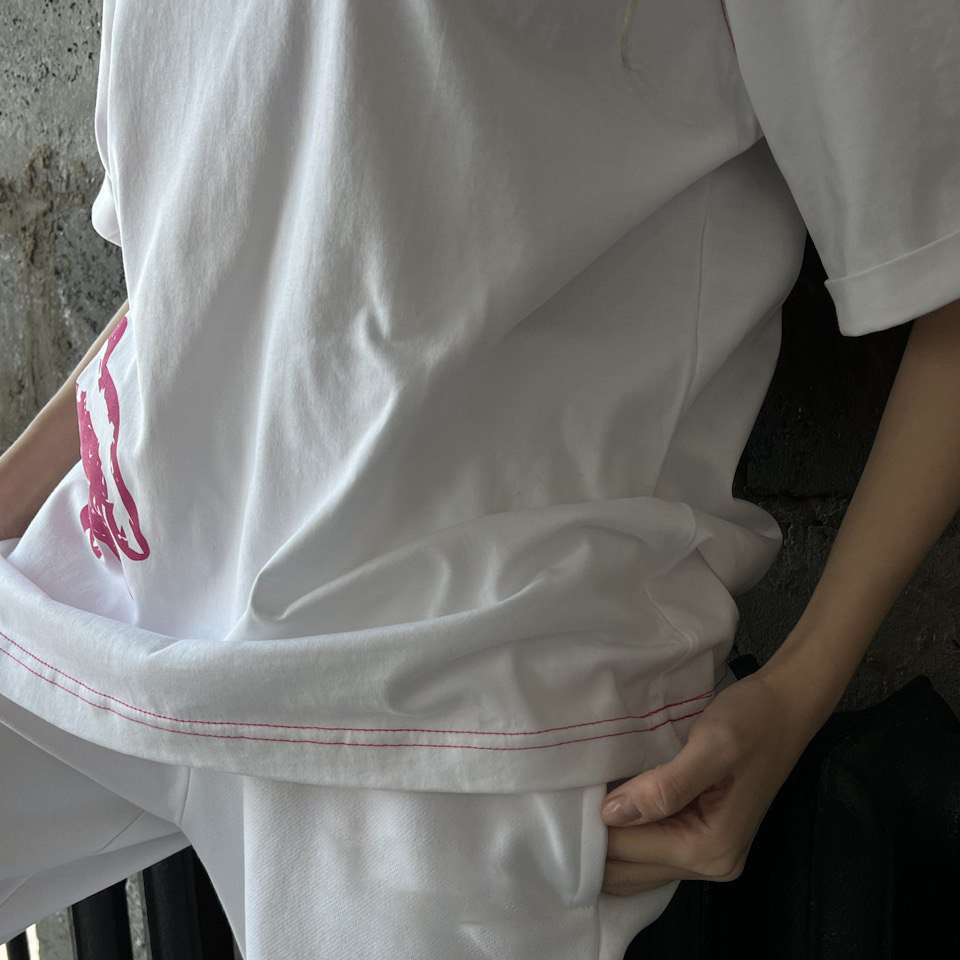 Fashionable and trendy basic versatile round neck for women, personalized back design, letter print color contrast_voghion.com