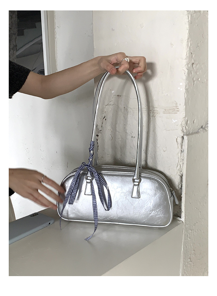 2024 Estate coreana Nuovo design di nicchia Borsa da donna portatile in stile balletto Tendenza moda Borsa versatile in argento con tracolla singola_voghion.com