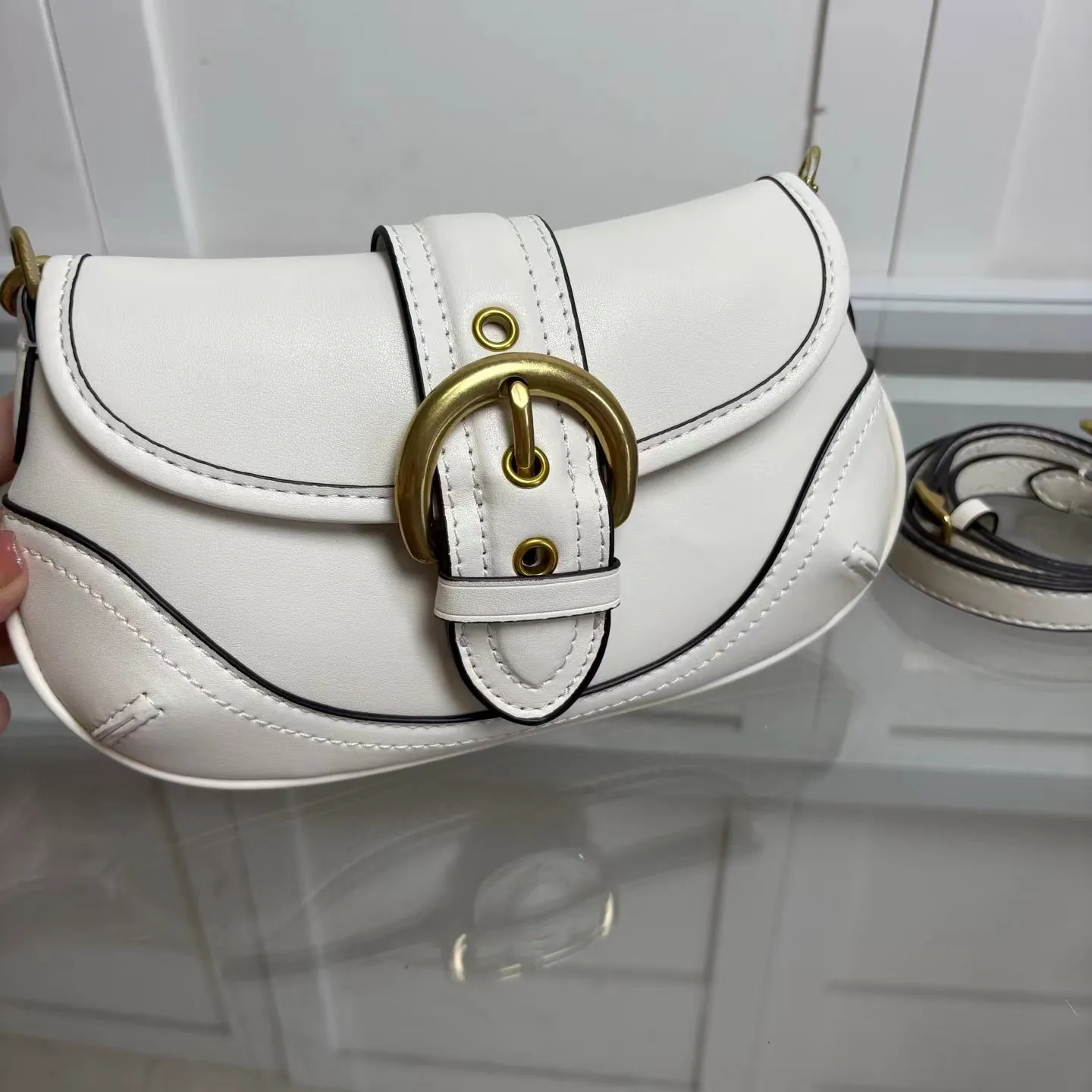 Designer Bag Soho Can45 Saddle Jacquard Soho 25 Shoulder Bag_voghion.com