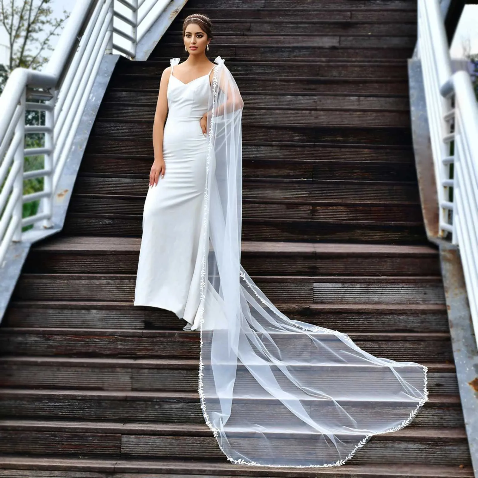 Gioielli per capelli Donna MZB26 Velo velato da cattedrale Mantello Avvolgente da sposa in pizzo floreale Elegante scialle da sposa con mantello lungo a foglie_voghion.com