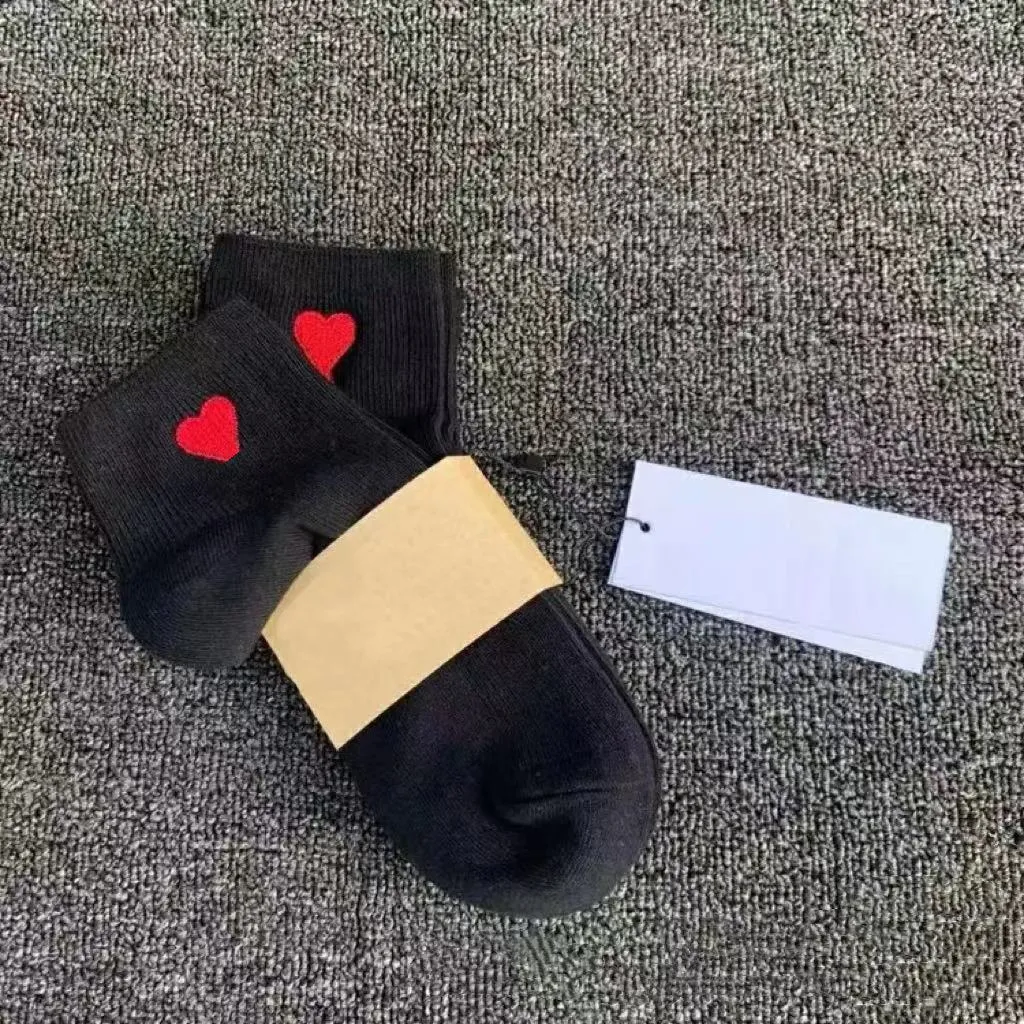 Clássico masculino bordado uma letra tubo curto estilo piano algodão outono inverno meias para homens e mulheres_voghion.com