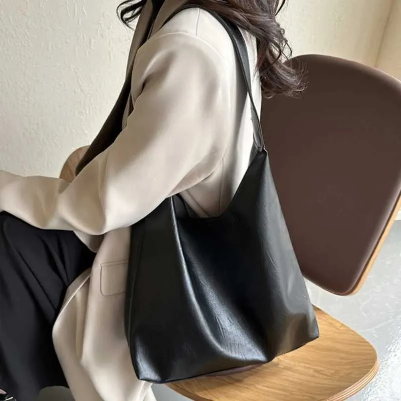 Borsa a tracolla versatile, spaziosa, da ascella, da donna, solida, carina, con pochette, portafoglio Y241121_voghion.com