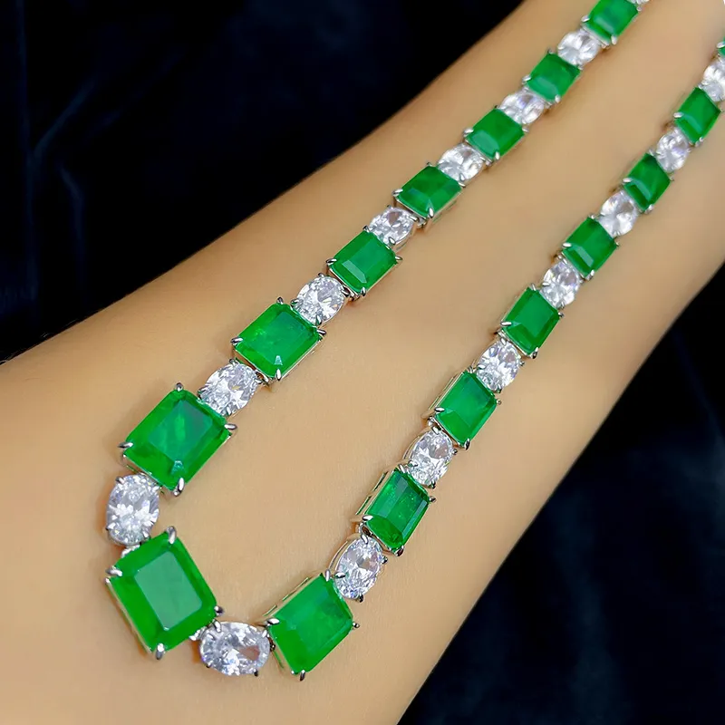 Ketten 2022 S Sier Halskette Klassische grüne Frauen Advanced Smaragd Weiblicher Schmuck_voghion.com