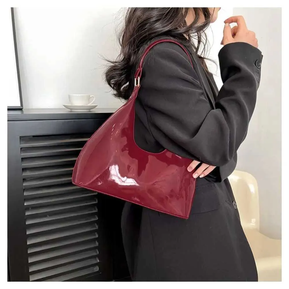 Glossy Shoulder Fashion PU Leather Solid Messenger Bag Purse WomenC241211_voghion.com