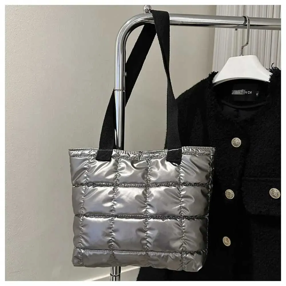 Kobiety Retro Osobowość Duża Pojemność Pikowane Torby Na Ramię Casual Jednolity Kolor Torebki Dół Bawełna Wyściełana Torba_voghion.com