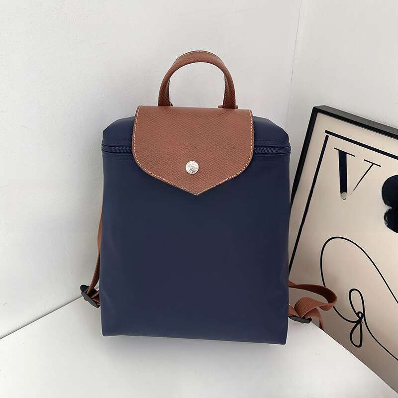 Pochette imperméable classique brodée sous les aisselles_voghion.com