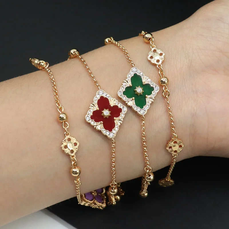 Clover Charm Bracelet With Mother Of Pearl Elegant Gold Bangle_voghion.com