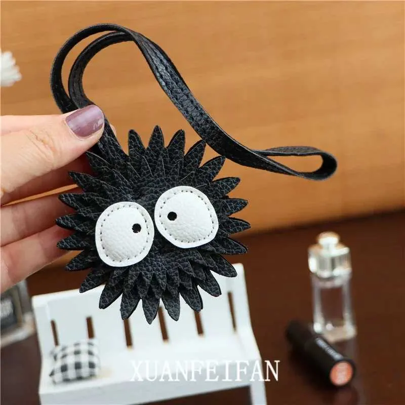 Portachiavi in pelle nera con ciondolo per borsa, semplice, personalizzato, accessorio alla moda femminile, brutto e carino, piccola palla di carbone Y241121_voghion.com