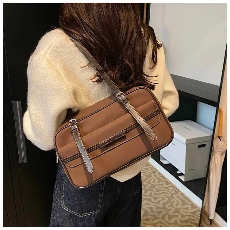 Damen Umhängetasche aus mattiertem Leder mit großer Kapazität, für den täglichen Gebrauch, Umhängetasche mit Griff, Tragetasche, weiche Unterarmtasche_voghion.com