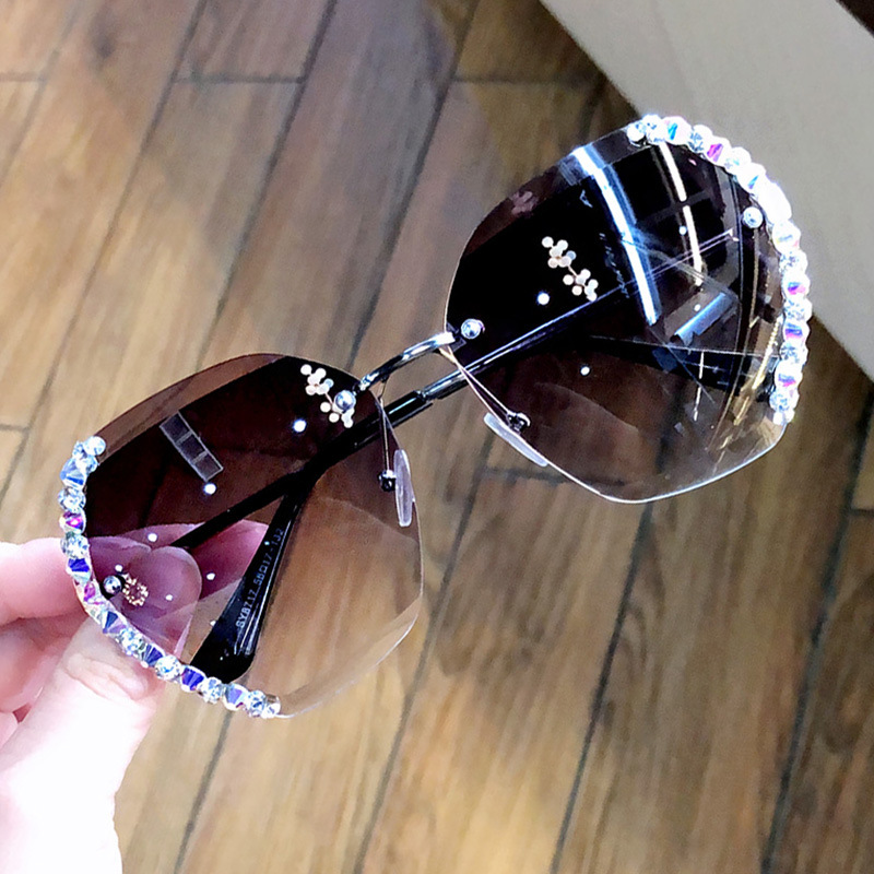 New for women diamond inlay, frameless trimmed edges, sunglasses with UV protection and internet celebrity effect, same_voghion.com