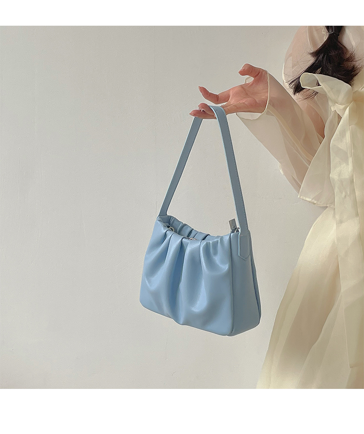 Neue handliche kleine Wolke im französischen Stil 2024 Sommernische plissiert einfache und modische Umhängekette mit einer Schulter_voghion.com