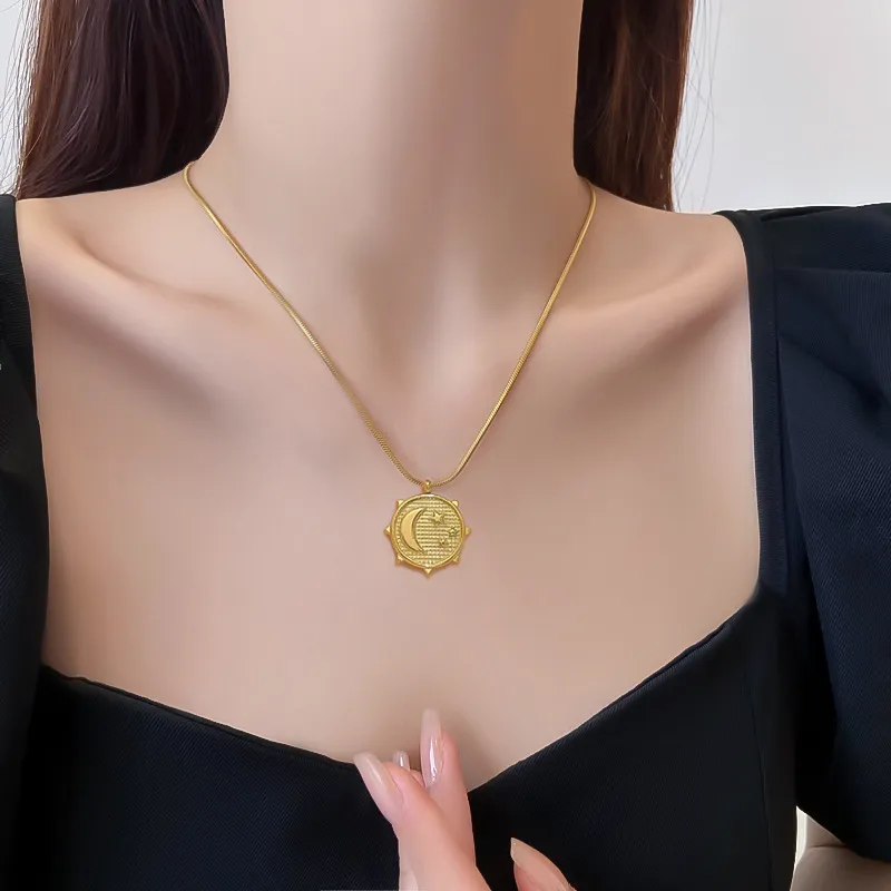 Pendant Necklaces Steel Moon Star Necklace Metal Fishing Wire Golden Irregular Curved Sun And Couple For Woman Designer_voghion.com