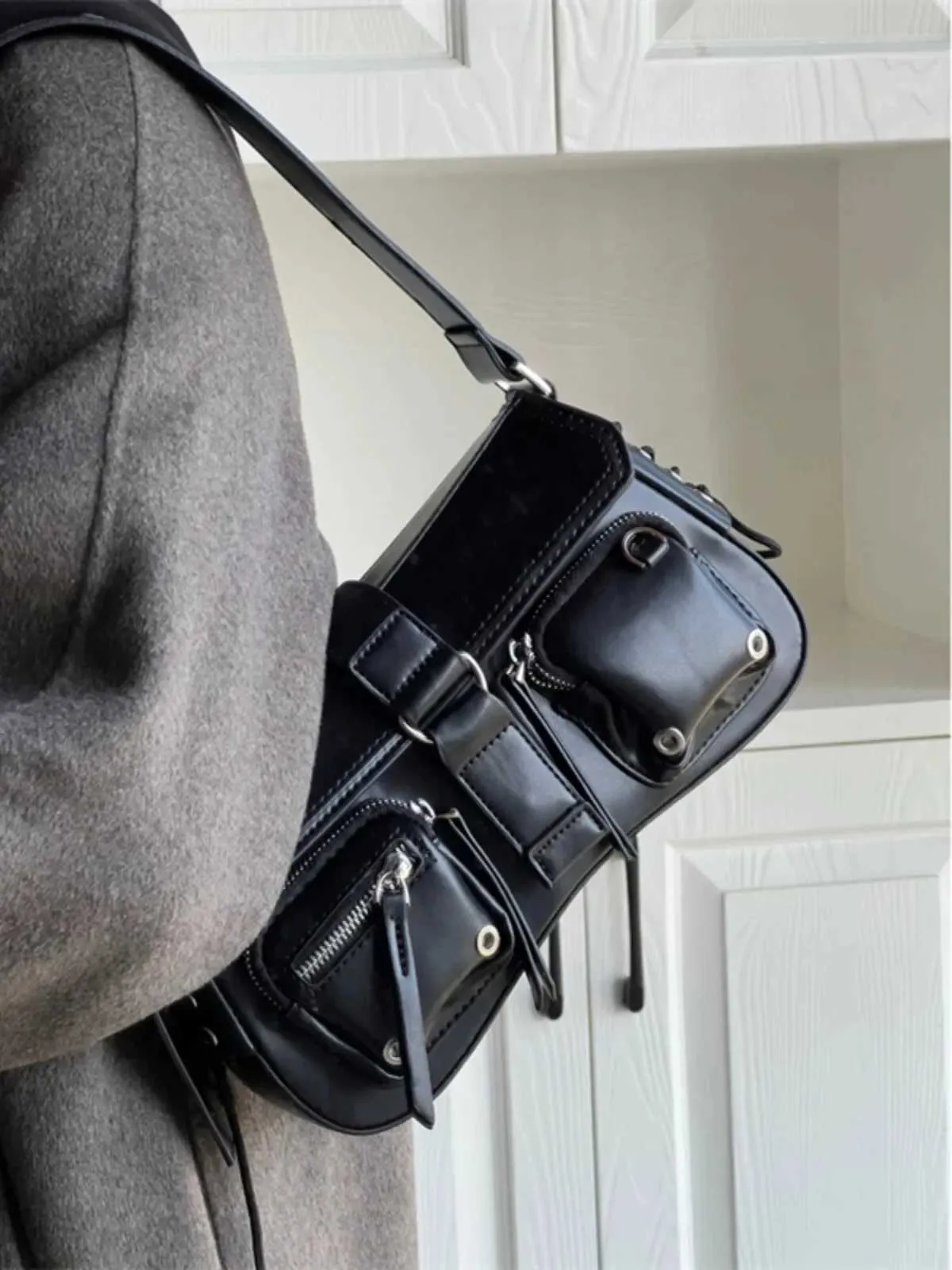 Y2K Femmes Coréennes Haruku Vintage Gothique Noir Sac À Main Esthétique Élégant Punk Portefeuille Sac À Main Sacs À Main Épaule Tendance_voghion.com