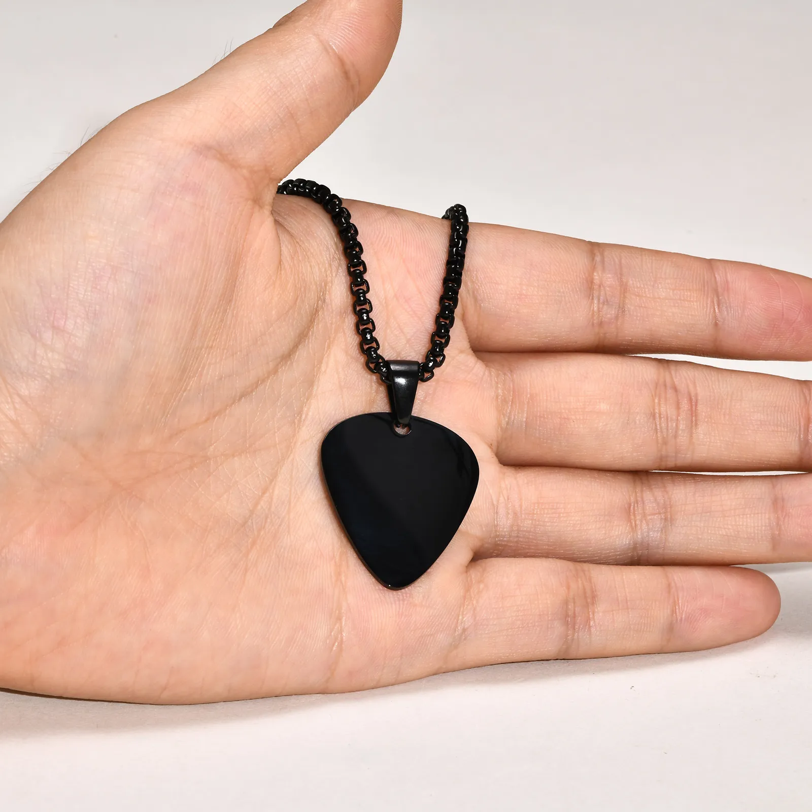 Collane con ciondolo Chitarra Paddle Non sbiadisce Coppia Amore Collana in acciaio al titanio Semplice e alla moda Inossidabile Festa_voghion.com