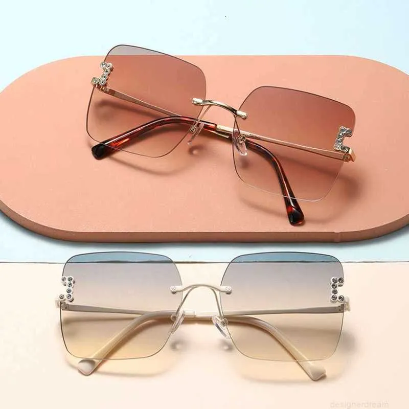 Occhiali da sole uomo designer con strass uv resistenti custodia_voghion.com