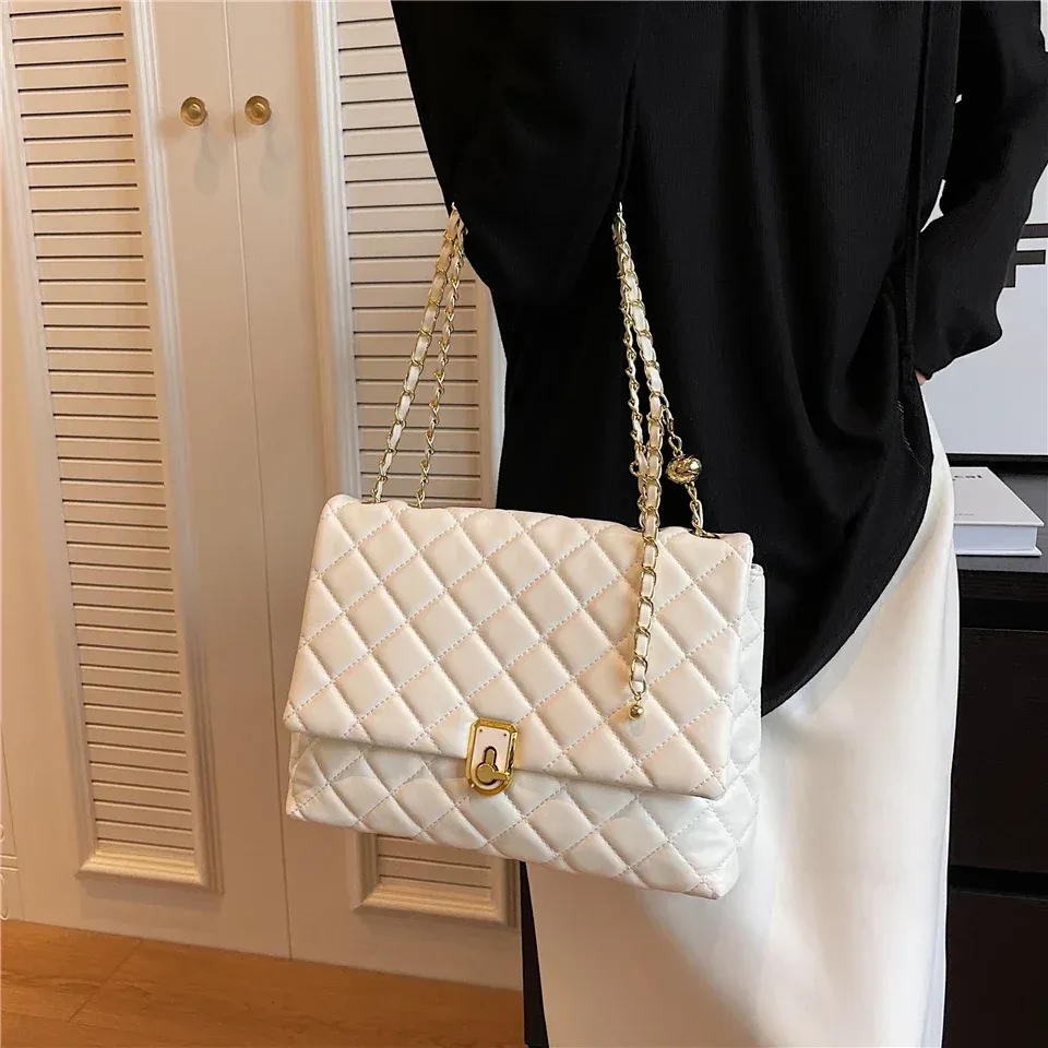 Burminsa Quilted Chain Shoulder Bag Designer Pu Leather Handbag_voghion.com