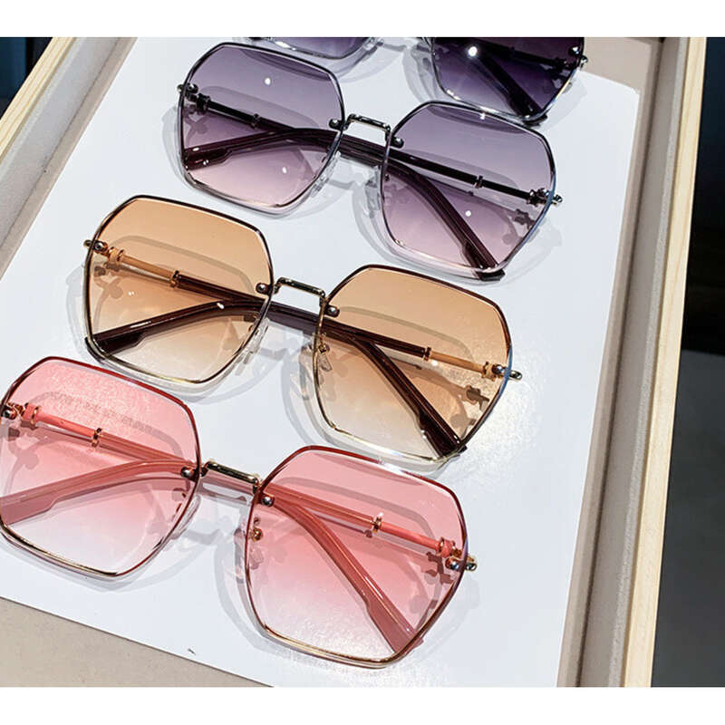 Lunettes de soleil de conduite fines et anti-ultraviolets pour femmes, tendance, haut de gamme, sans monture, à bords coupés_voghion.com