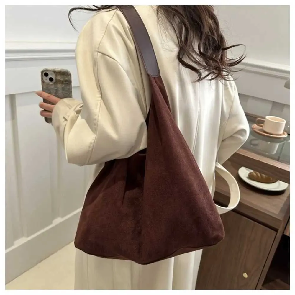 Jesenska in zimska vintage ženska torba za čez ramo z veliko prostornino iz semiša, enobarvna, preprosta in vsestranska, z vedrom, Ba241212_voghion.com