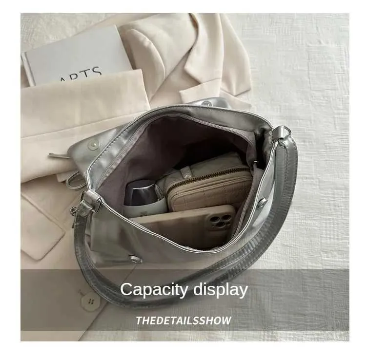 Unterwäsche Damenhandtasche große Kapazität Herbst und Winter 2024 neue High-End-Schulter-Pendlertasche Y241025_voghion.com