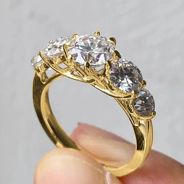 2025 New Arrivals Huitan Newly Trendy Gold Color Promise Engagement Rings for Women Exquisite Charming Finger Accessories Daily Wear_voghion.com