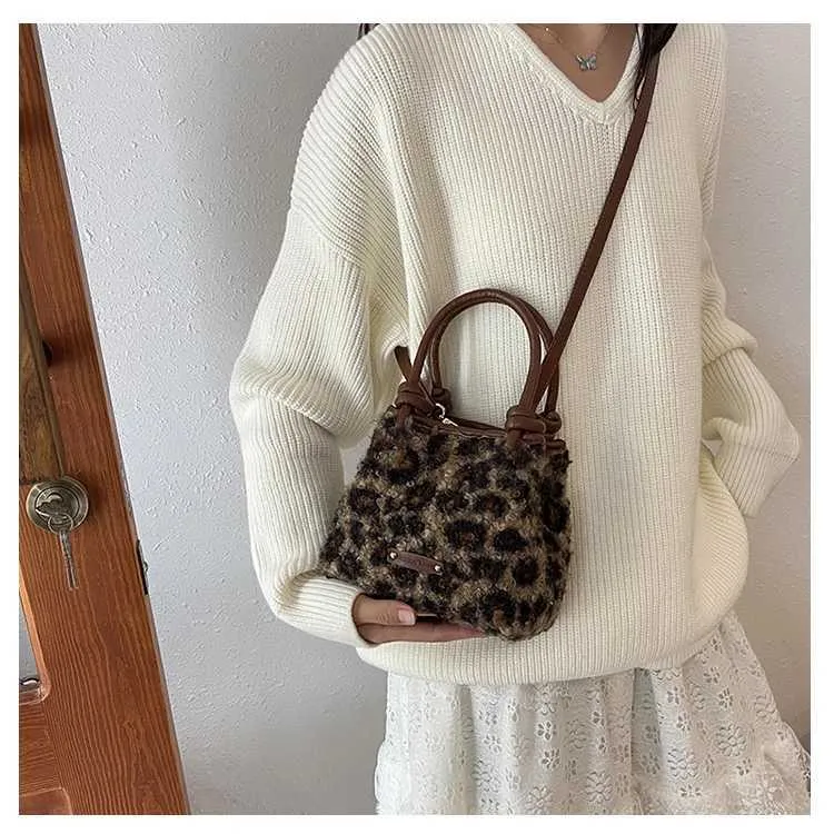 Sac messager à texture léopard pour femme, sac seau tendance, haut de gamme, collection automne-hiver 2024, Y241115_voghion.com