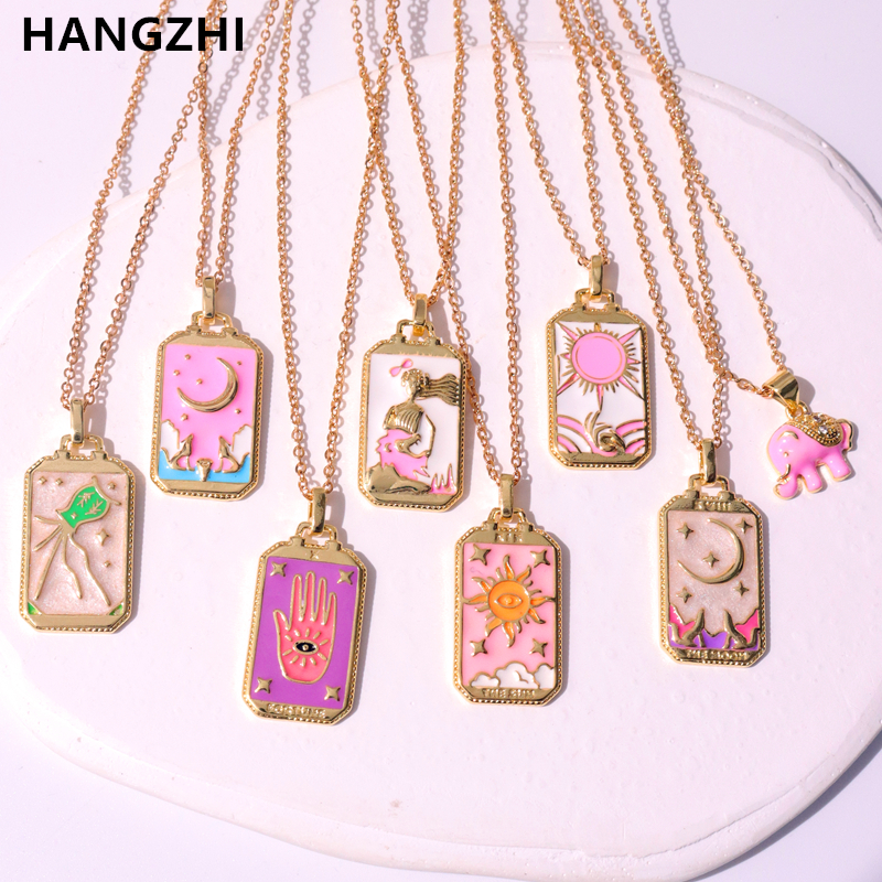 Collana quadrata in smalto rosa con goccia di olio punk tarocchi sole dio stella luna mano fiamma elefante ragazza per regali da donna HangZhi2022 nuovo_voghion.com