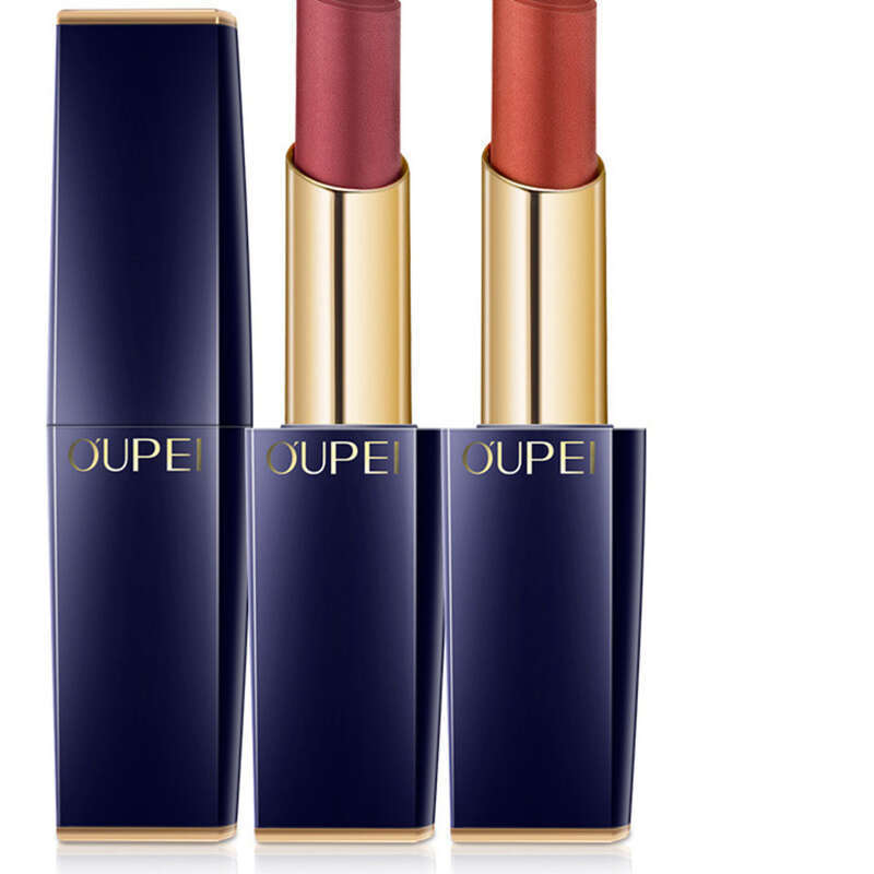 Glamouröser feuchtigkeitsspendender Lippenstift, angenehm, lang anhaltende Farbe, Make-up Cyberstar_voghion.com