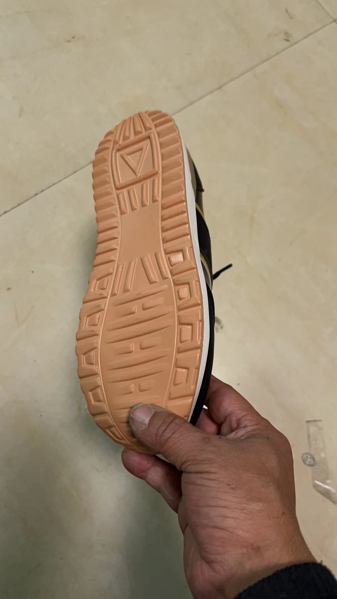 Sports shoes women's large size thick bottom color matching  casual low top sports shoes in stock_voghion.com
