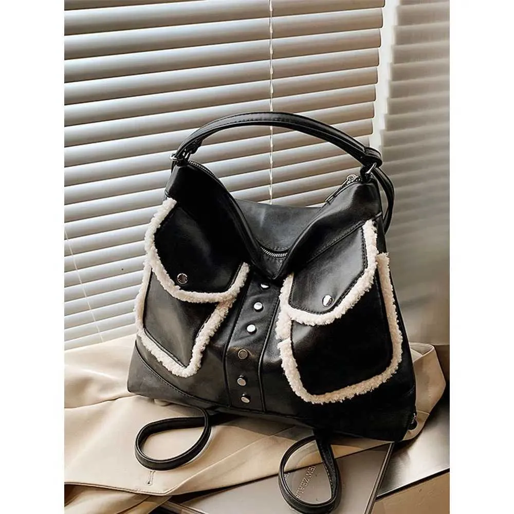 Vintage Damen Pu Rucksäcke Patch Lamm Fleece Quadratische Umhängetasche Große Kapazität Weibliche Casual Pendler Crossbody Tote_voghion.com