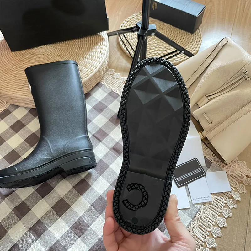 Stivali da pioggia alti, con punta quadrata, lunghi e alla moda, da uomo e da donna, con suola spessa e tacco di design, impermeabili e antiscivolo_voghion.com