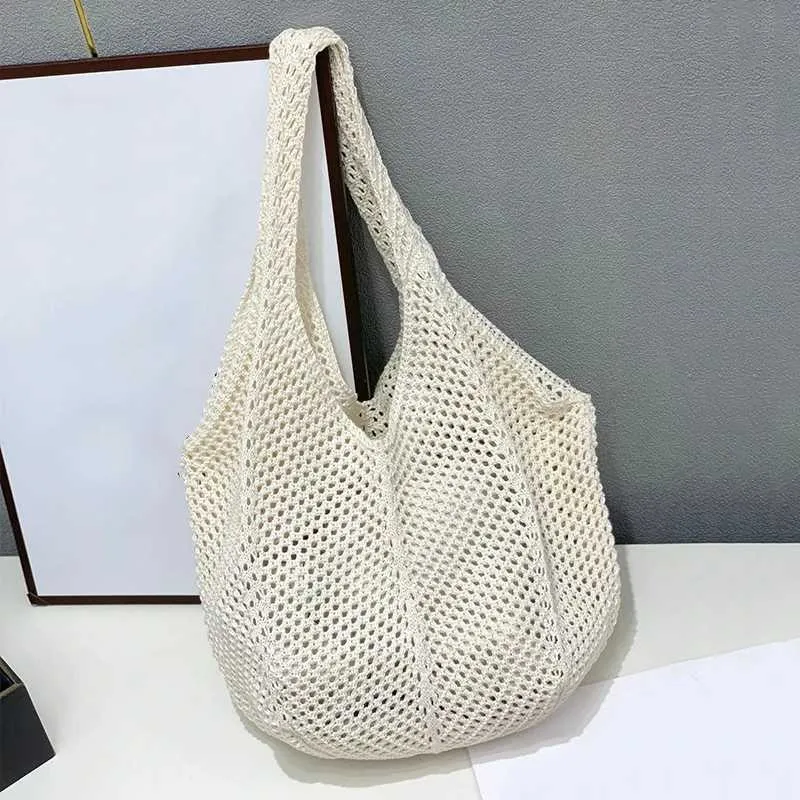 Womens crochet handbag mesh beach large capacity fashionable knitted shoulder solid color simple shopping bag Y241011_voghion.com