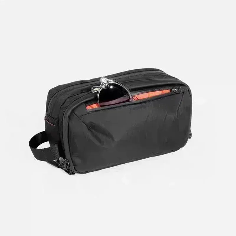 2X-Pac Nylon mate Performance Water-Resistant Toiletry Bag Dual Compartments Efficient Organization Kit 241008_voghion.com