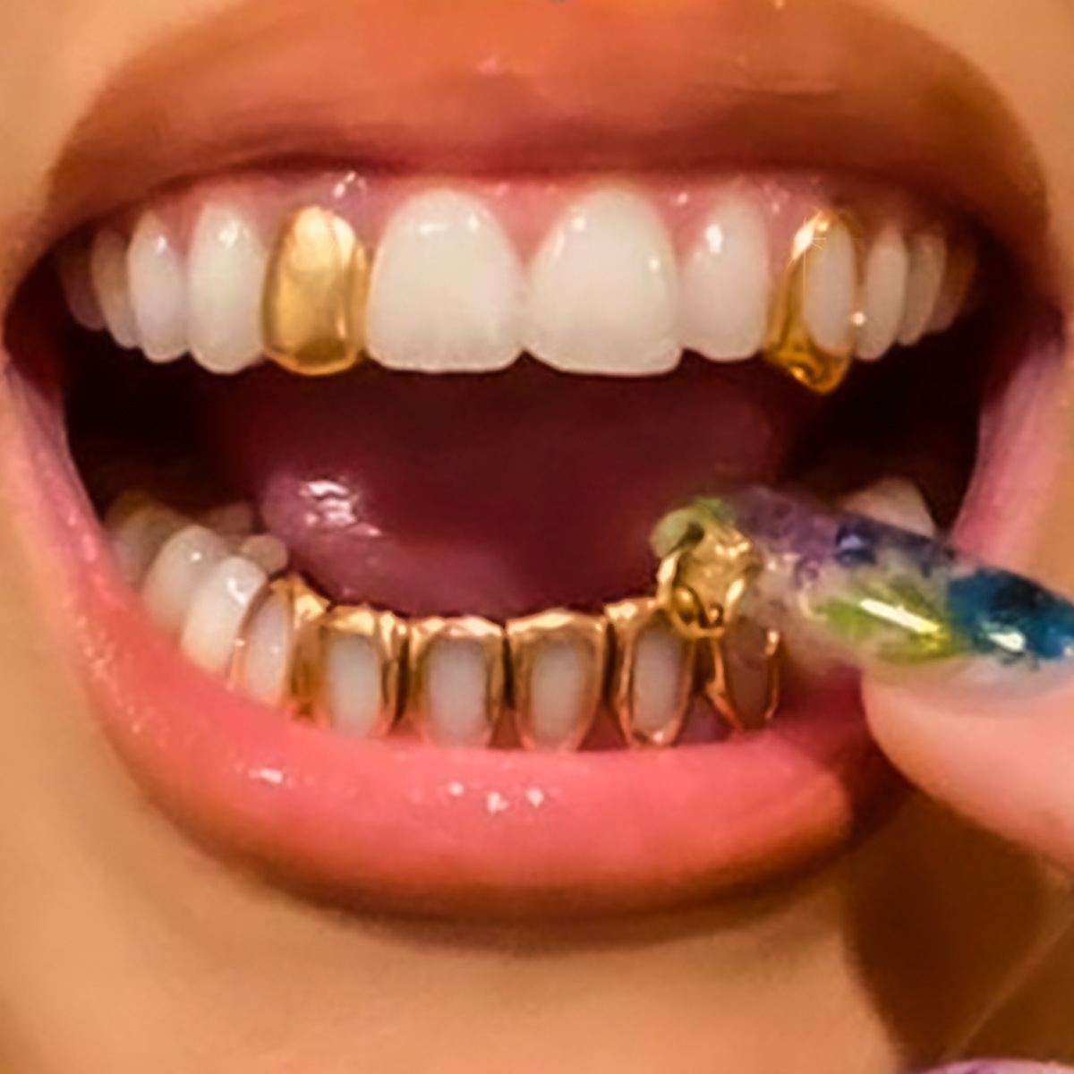 Dental Grill Six Hollow Flat Teeth Hip Hop Braces HIPHOP Teeth Three Piece Set Stage Props Braces