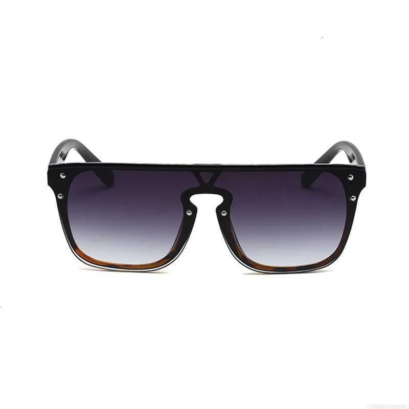 Designer Sunglasses For Women And Men Classic Pc Frame Eyewear_voghion.com