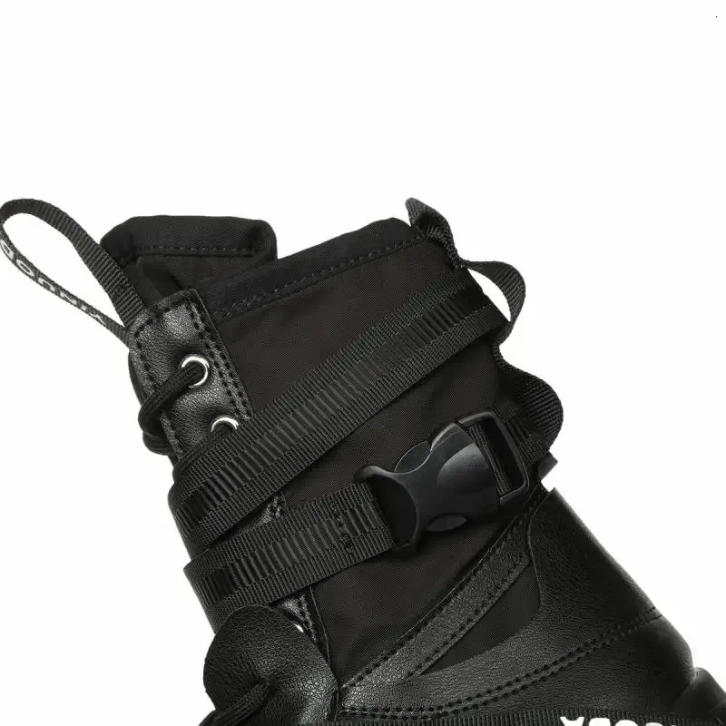 Bottines de moto blanches à plateforme épaisse pour femmes, chaussures vulcanisées à lacets et à boucle, à la mode, pour l'automne_voghion.com
