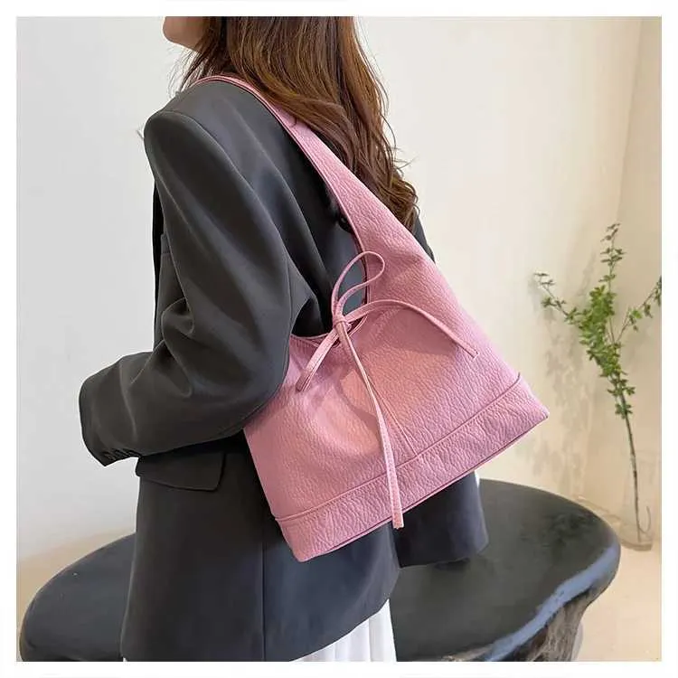 Sac à main en cuir PU solide et décontracté pour femme, sacoche à bandoulière polyvalente pour les déplacements quotidiens, grande capacité, sous les bras_voghion.com