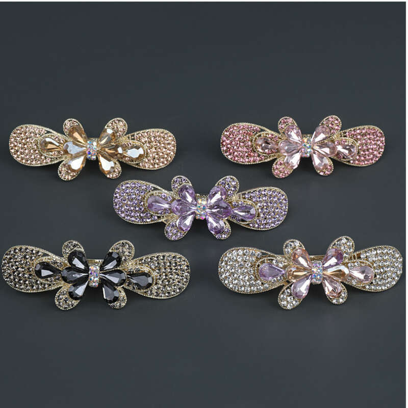 Luksuslik kristallvedru aksessuaar, kerge ja moekas. Poolpikk tõmblukk kuklal, sobib madalatele juustele._voghion.com