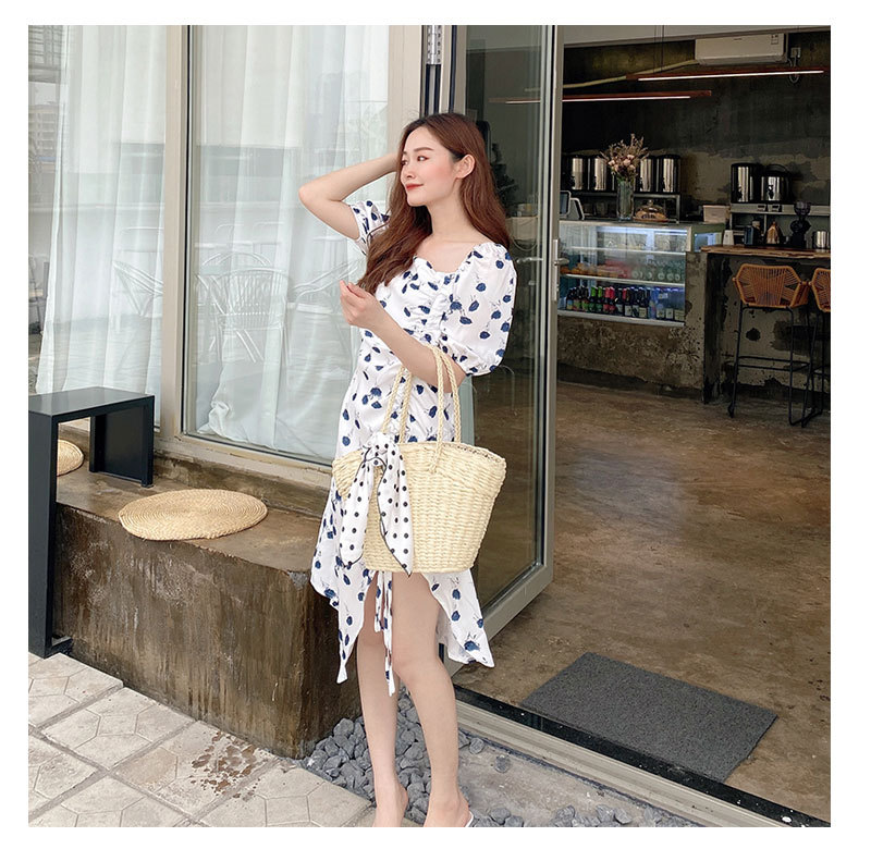 Korean style new straw woven bag women's fashion silk scarf summer straw woven bag hand-held seaside holiday handbag_voghion.com